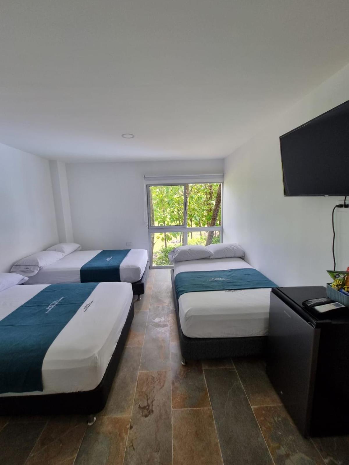 Hotel Puerto Triunfo Doradal Buitenkant foto